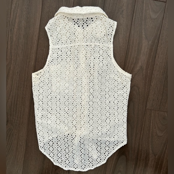 Guess white lace crop top - Picture 2 of 3